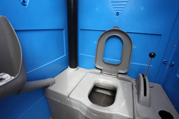 Best Portable restroom trailer rental  in Amboy, IL