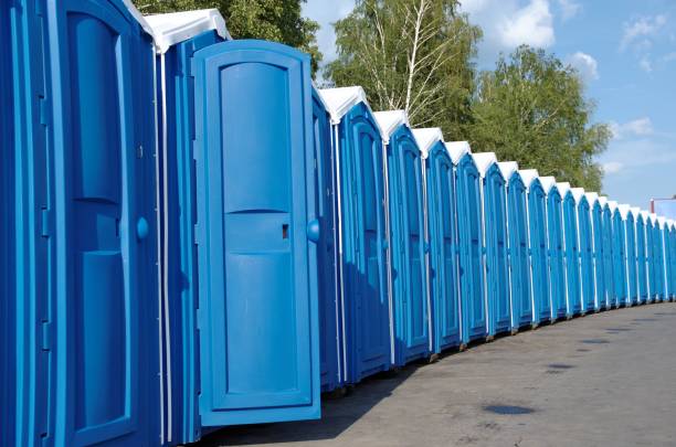 Porta potty rental for outdoor events in Amboy, IL